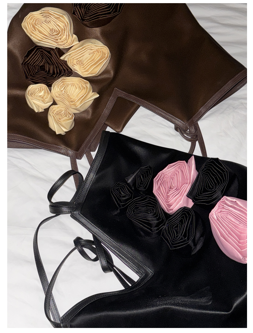 Blossom Brown V tote bag